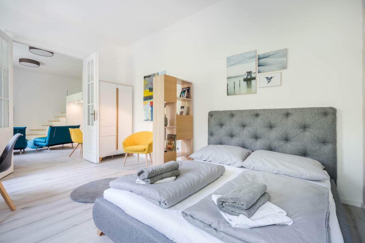 Bpr Color Fusion Home With A/C Budapešť Exteriér fotografie